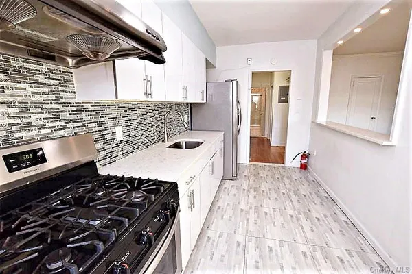 $2,900 | 42-10 50th Avenue, Unit 2F | Sunnyside