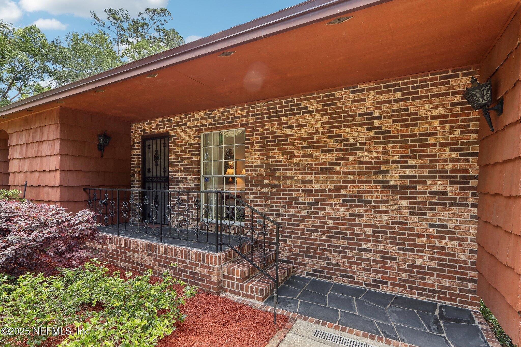 6264 Riviera Lane Jacksonville, FL 32216 - Photo 3 of 43 Entry Area