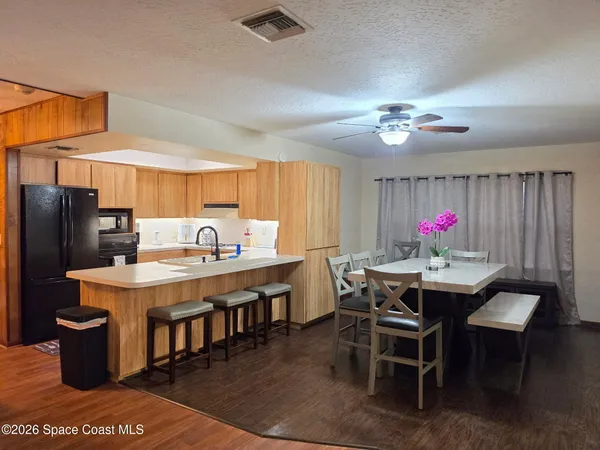 $2,100 | 2900 South Vassar Street, Melbourne, FL 32901