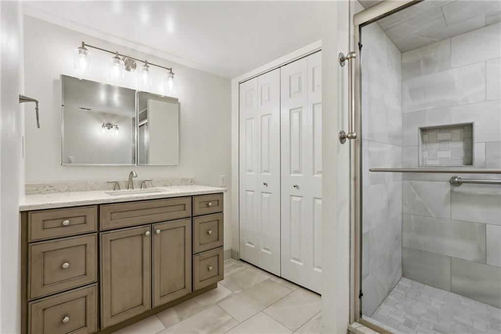 1500 Cochran Road, Unit 901 Pittsburgh, PA 15243 - Photo 27 of 45