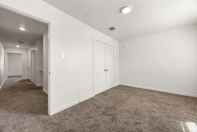 a view of utility room