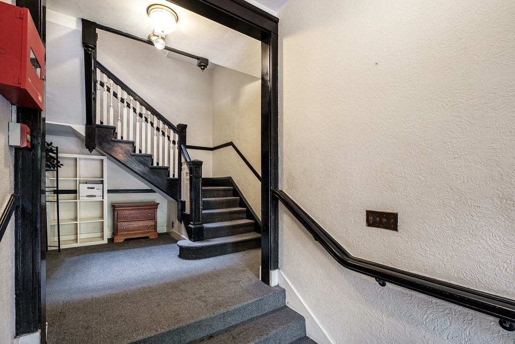 108 Washington Street, Unit 8 Boston, MA 02135 - Photo 15 of 18 a view of entryway