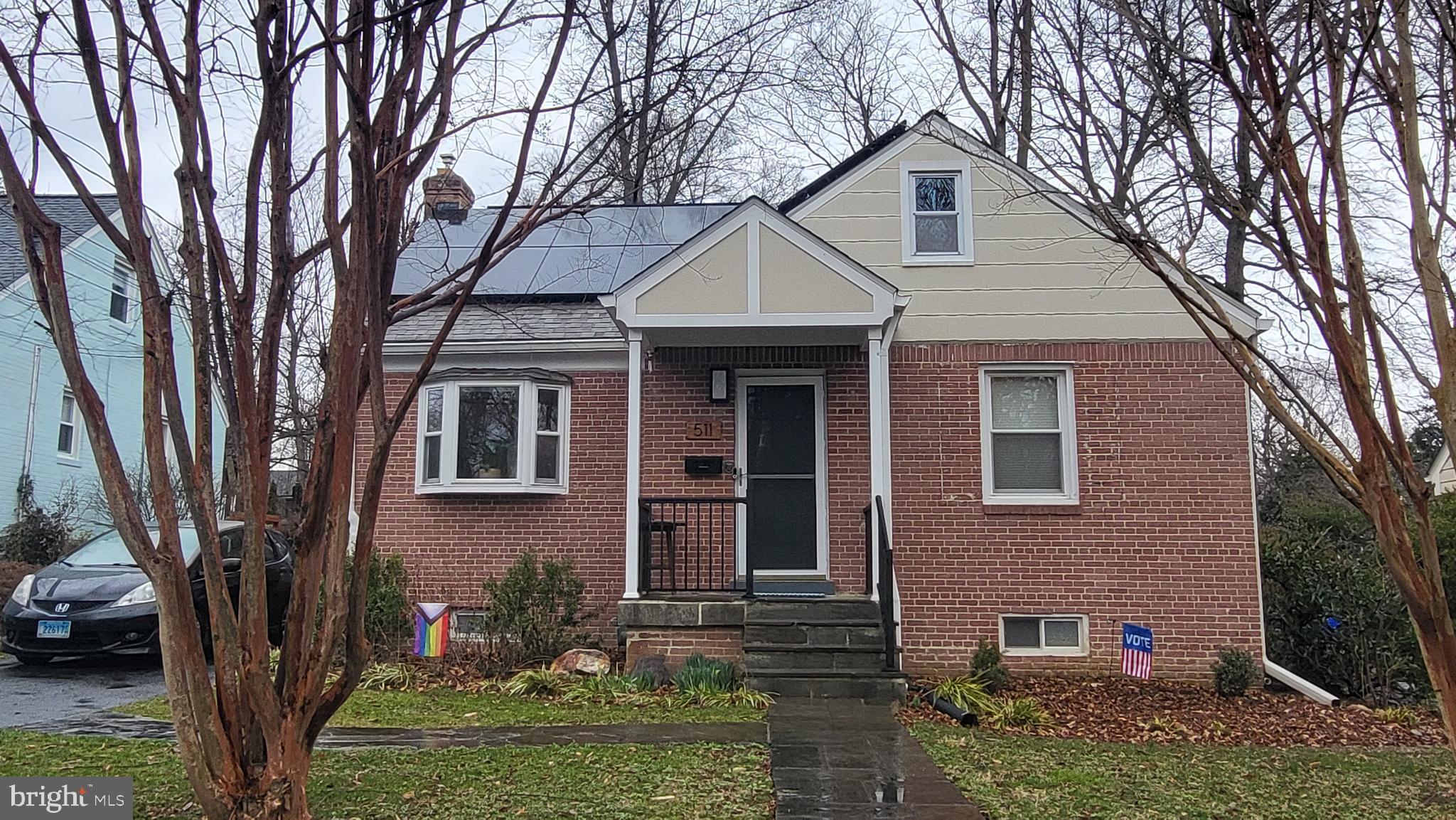 511 Mansfield Road Silver Spring, MD 20910 - Photo 1 of 1 a front view of a house with garden