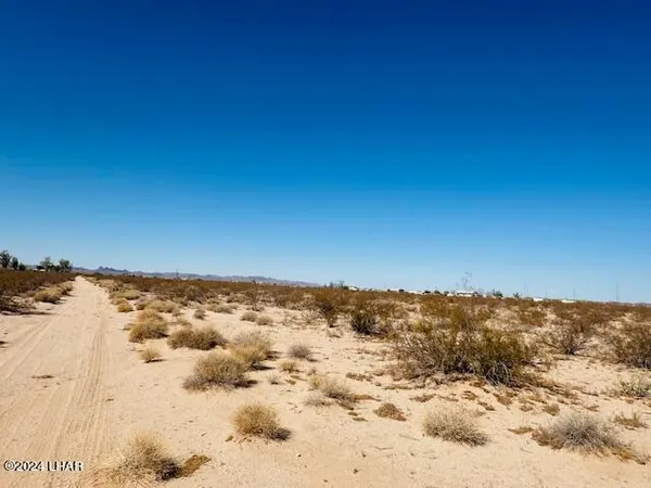 $79,900 | 32513 Avenue 42 East, Bouse, AZ 85325