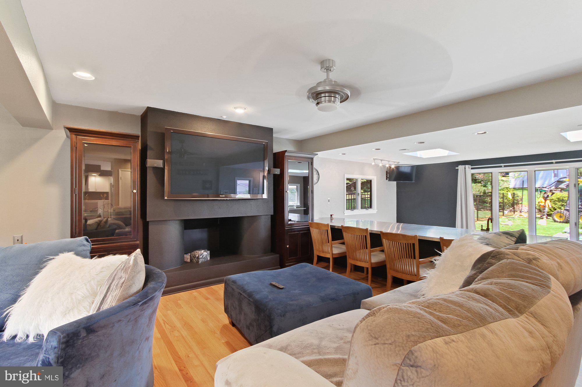 2375 Sutton Road York, PA 17403 - Photo 8 of 41