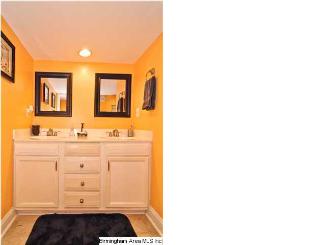 1120 Eastern Valley Road Bessemer, AL 35020 - Photo 24 of 32