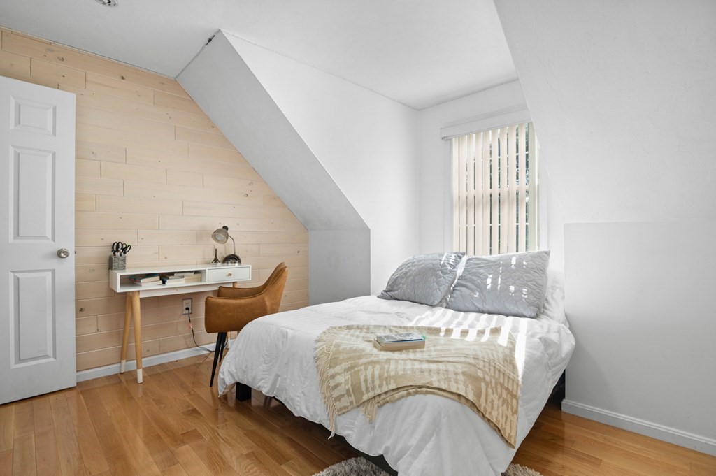 5 Michele Drive Salisbury, MA 01952 - Photo 26 of 38 a bedroom with a bed and a window