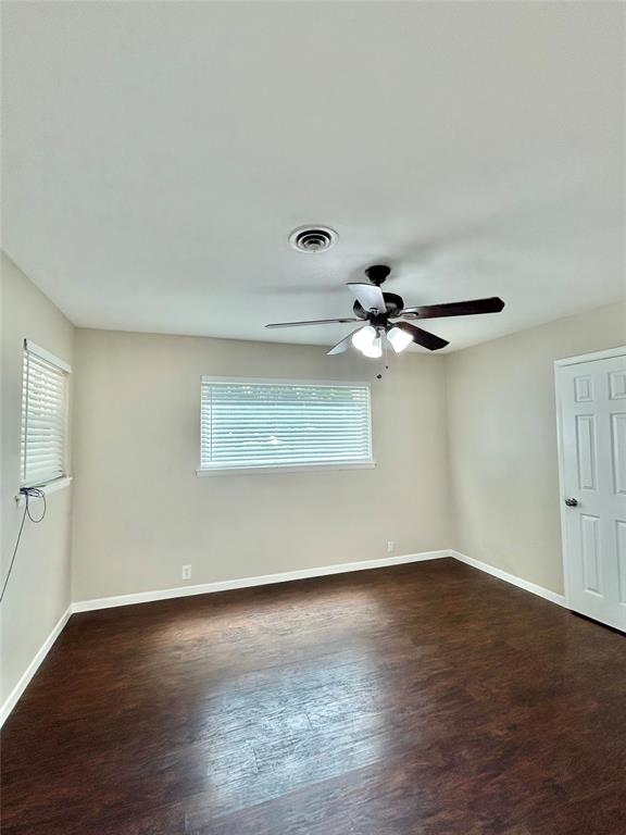 306 Line Drive Gainesville, TX 76240 - Photo 13 of 21 Primary Bedroom