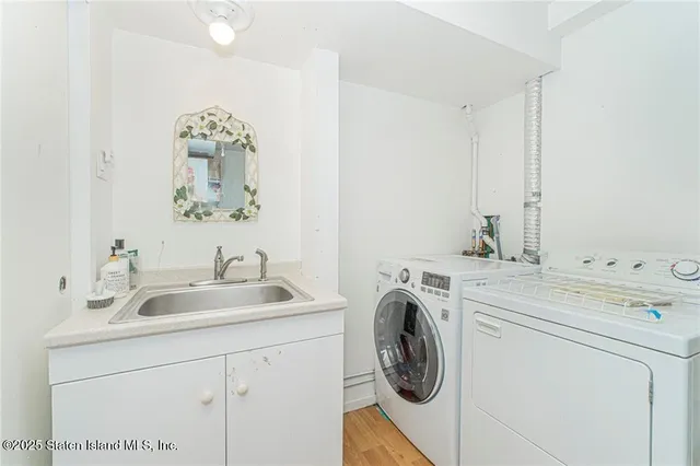 $588,888 | 31 Ramsey Lane | Manor Heights