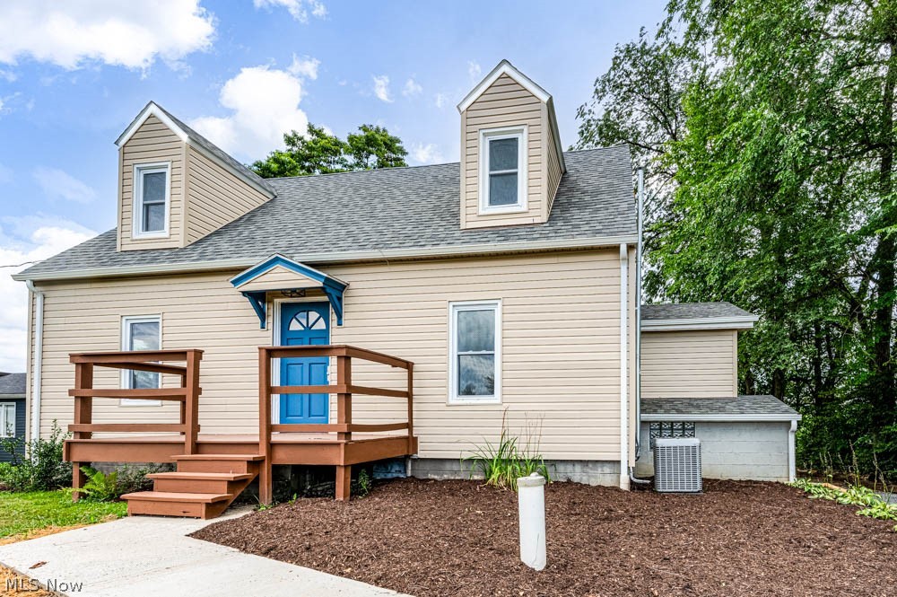 2921 West Western Reserve Road Canfield, OH 44406 - Photo 2 of 45