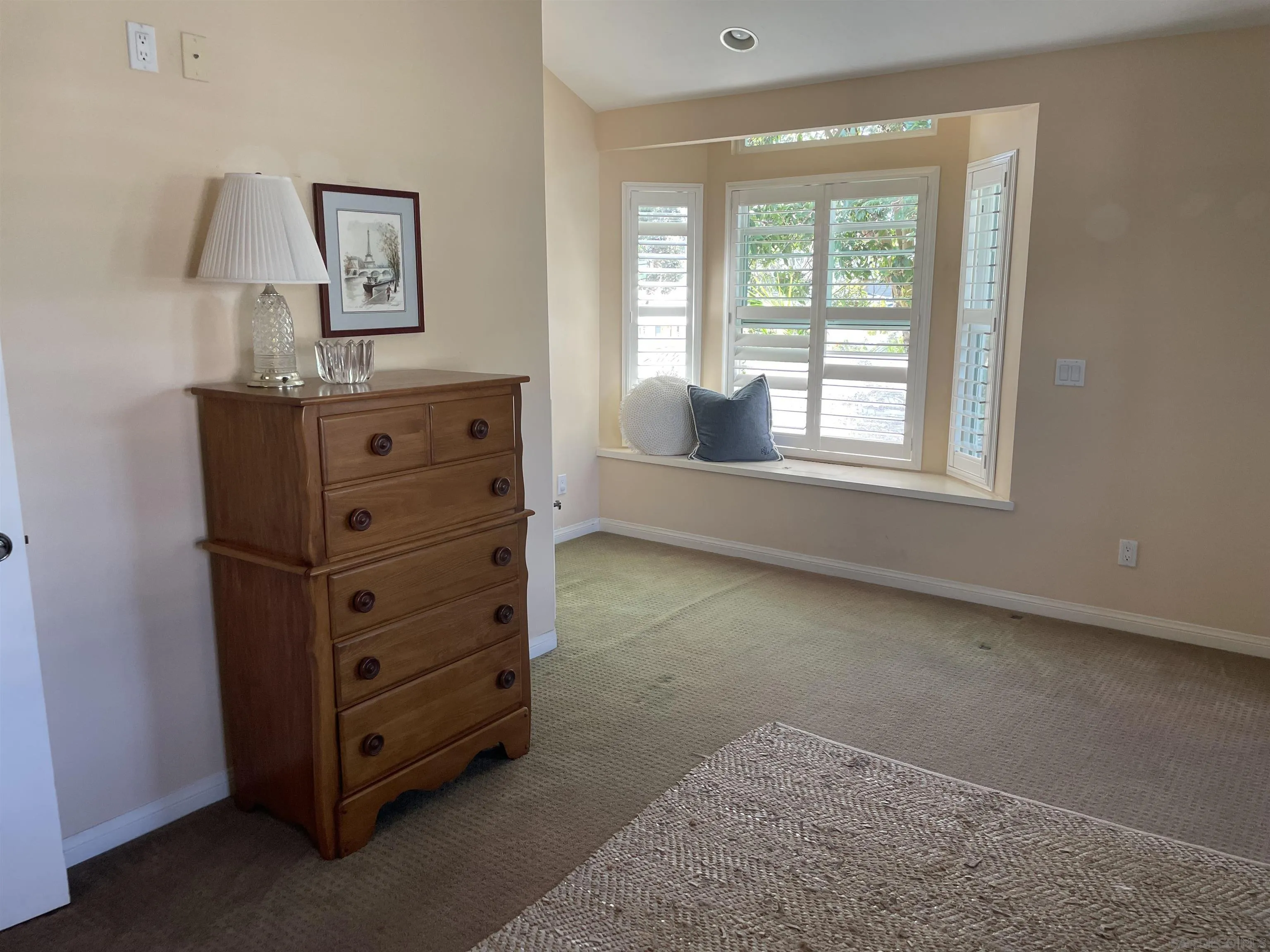 981 Cabrillo Avenue Coronado, CA 92118 - Photo 16 of 32 a view of room with window and cabinet