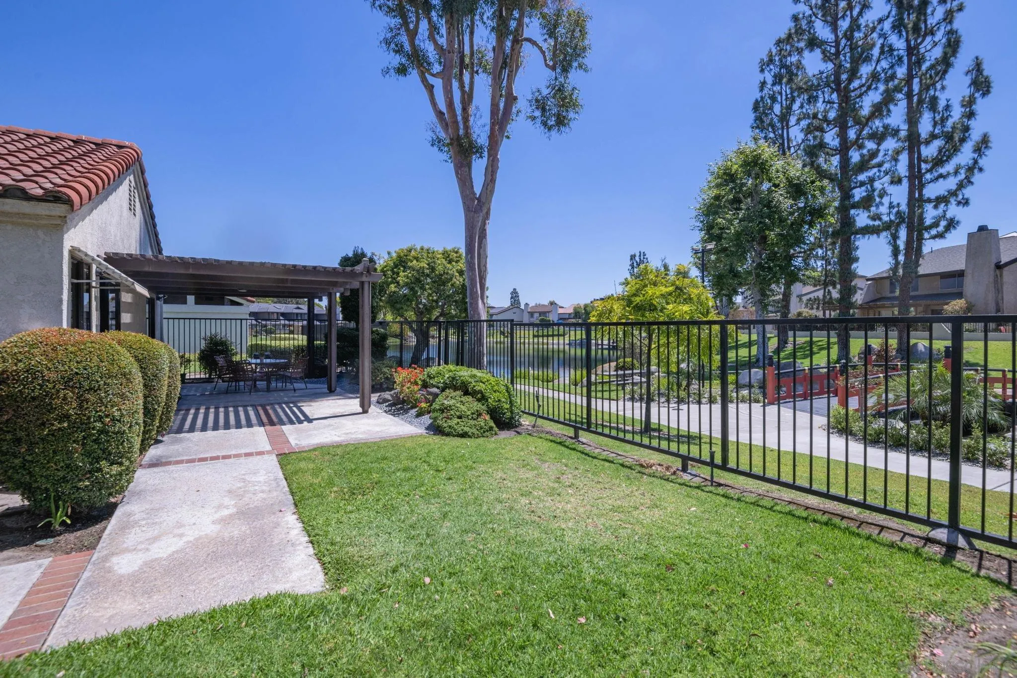 1260 North Lighthouse Lane Anaheim, CA 92801 - Photo 32 of 43