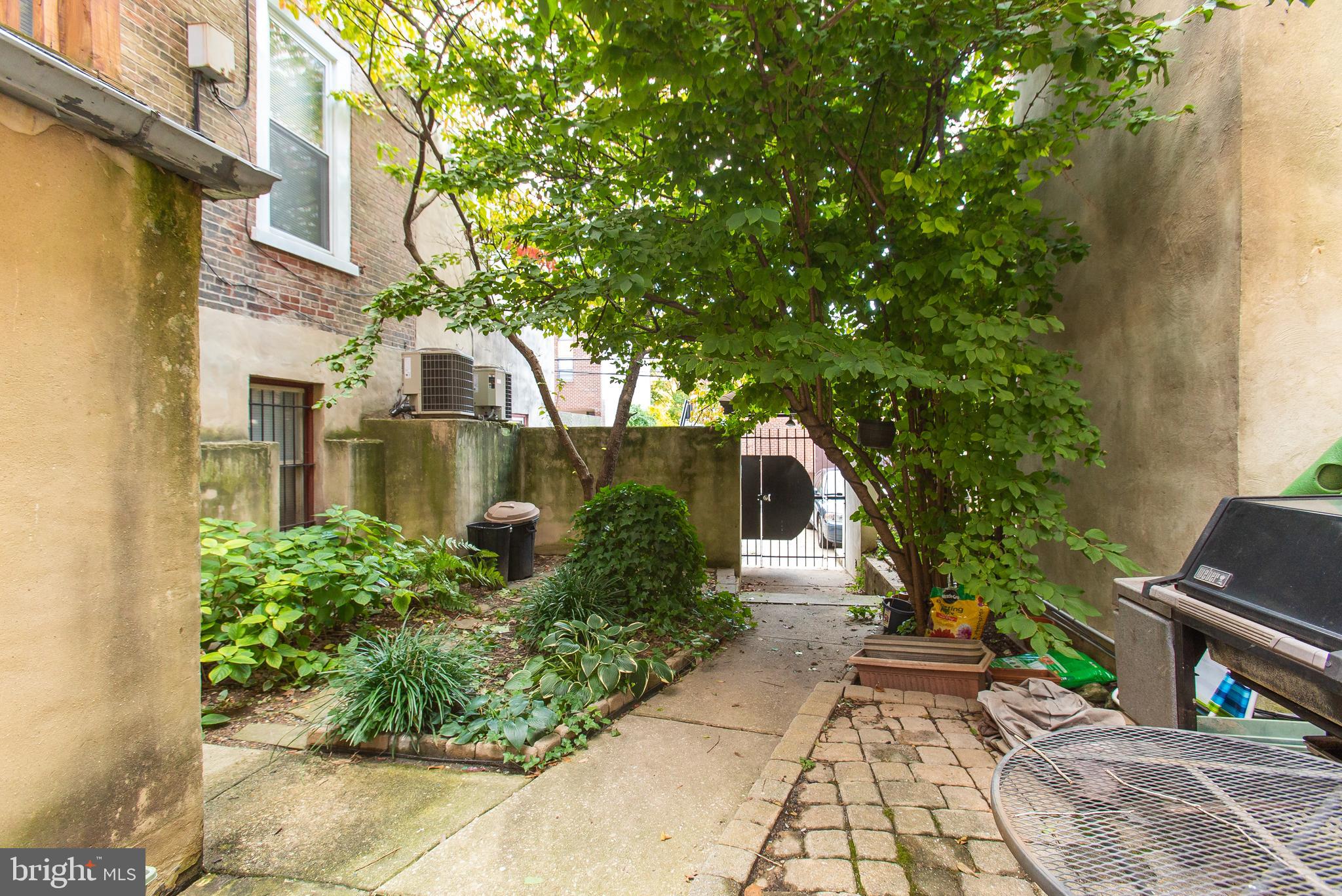 1926 Spring Garden Street Philadelphia, PA 19130 - Photo 20 of 57