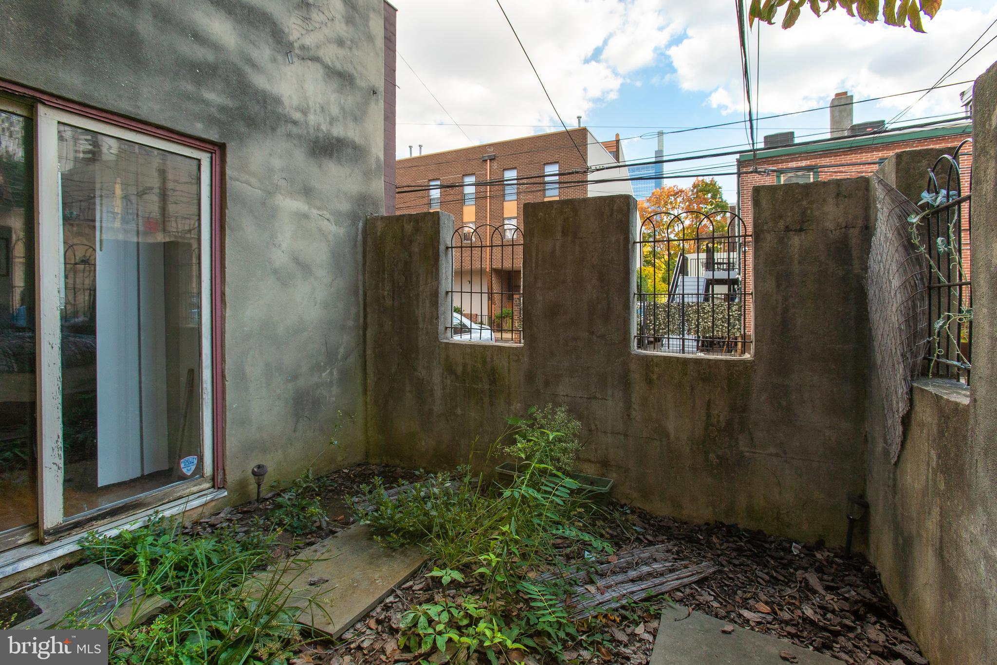 1926 Spring Garden Street Philadelphia, PA 19130 - Photo 23 of 57 Backyard - 1R