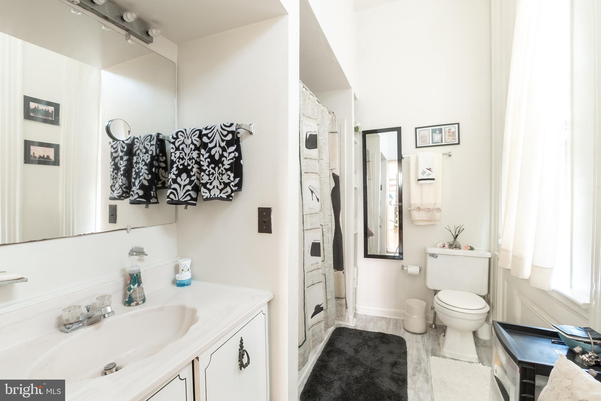 1926 Spring Garden Street Philadelphia, PA 19130 - Photo 39 of 57 Bathroom - 1F