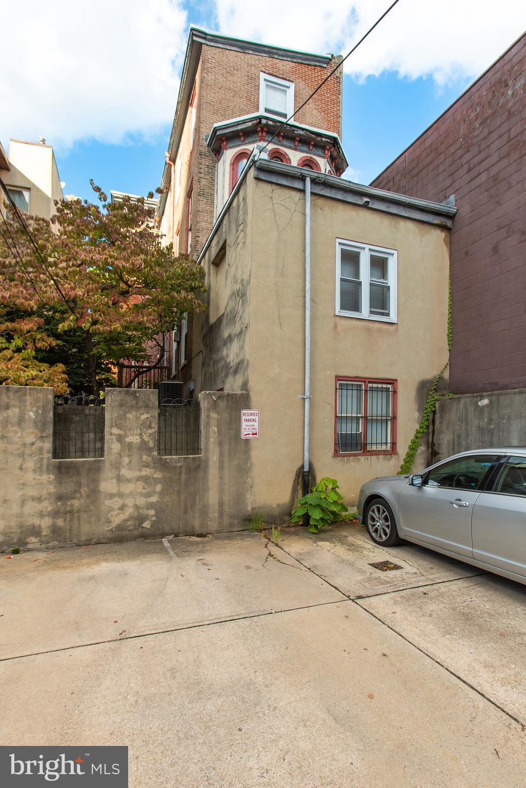 1926 Spring Garden Street Philadelphia, PA 19130 - Photo 55 of 57 Parking Lot