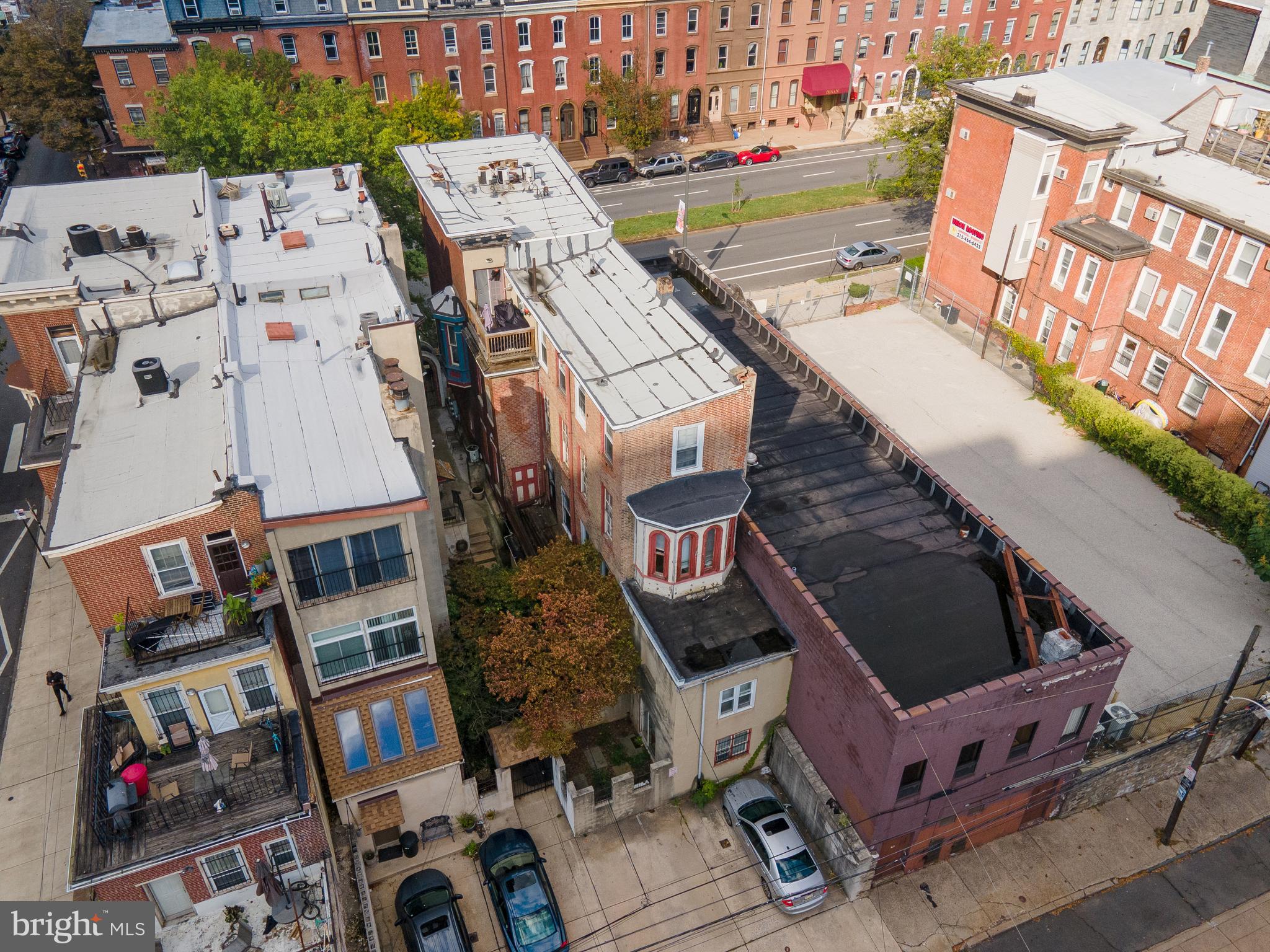 1926 Spring Garden Street Philadelphia, PA 19130 - Photo 9 of 57