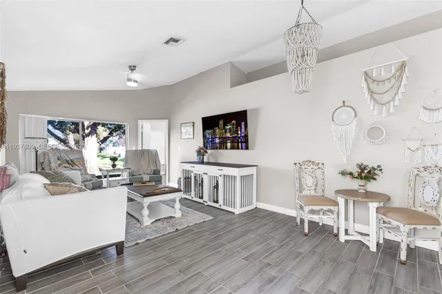 $419,900 | 10831 Northwest 3rd Court, Pembroke Pines, FL 33026