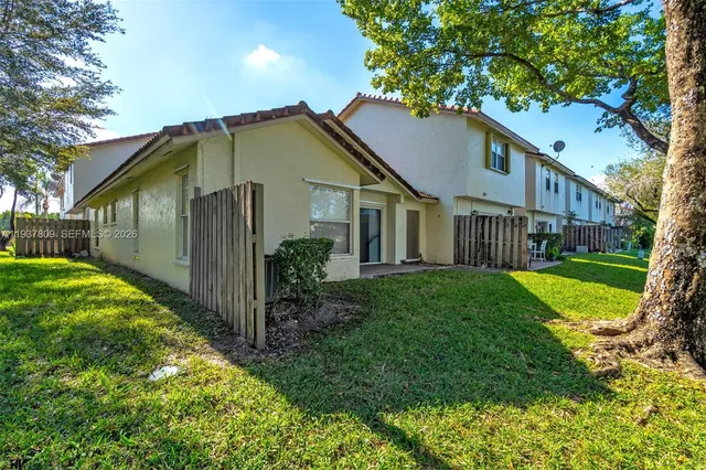 $419,900 | 10831 Northwest 3rd Court, Pembroke Pines, FL 33026