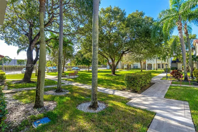 $419,900 | 10831 Northwest 3rd Court, Pembroke Pines, FL 33026