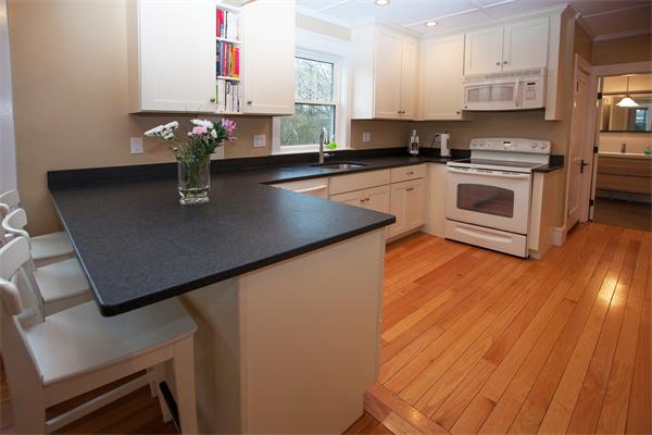 95 Barker Road Scituate, MA 02066 - Photo 5 of 17