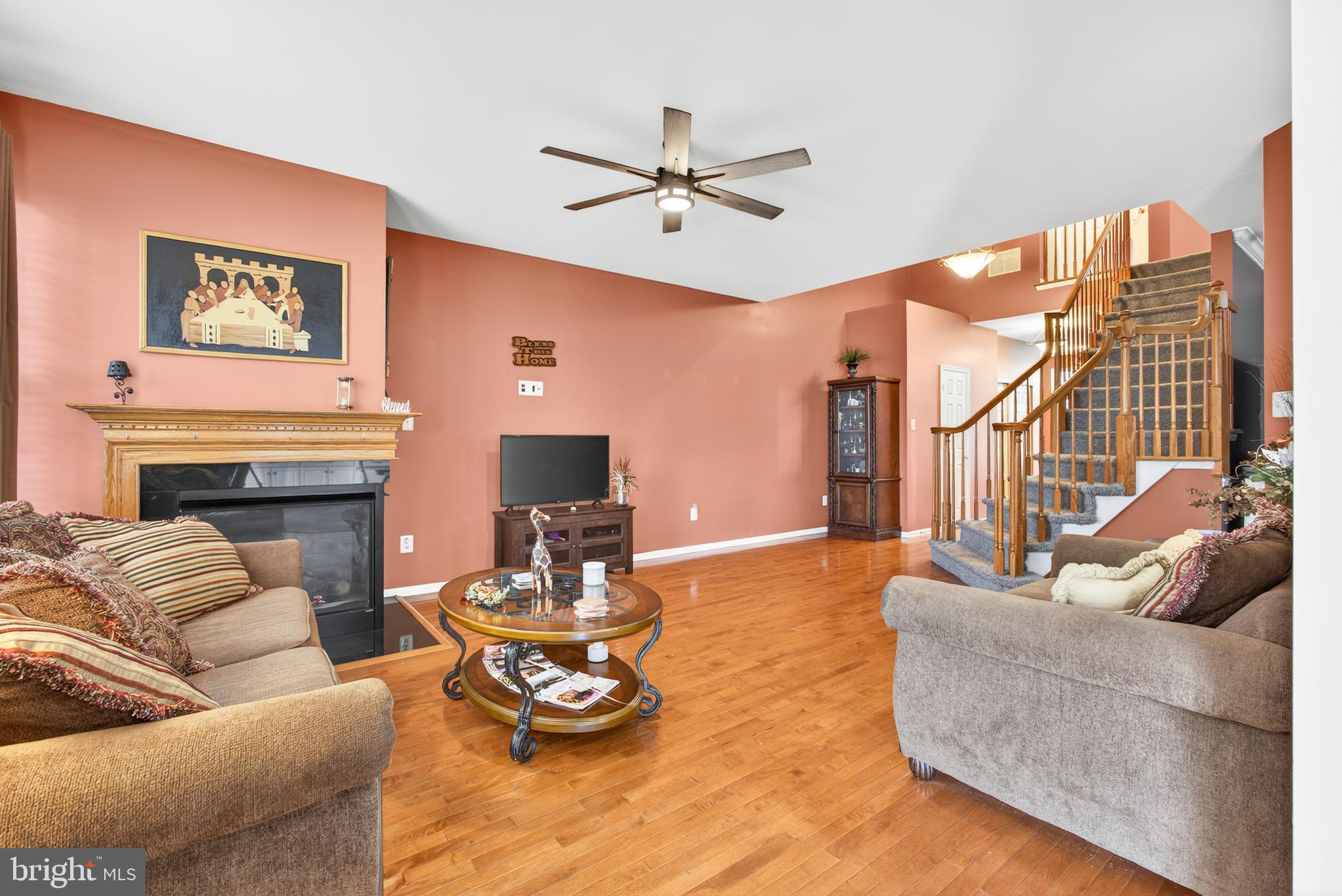 13 Cypress Point Road Westampton, NJ 08060 - Photo 7 of 34 Living room