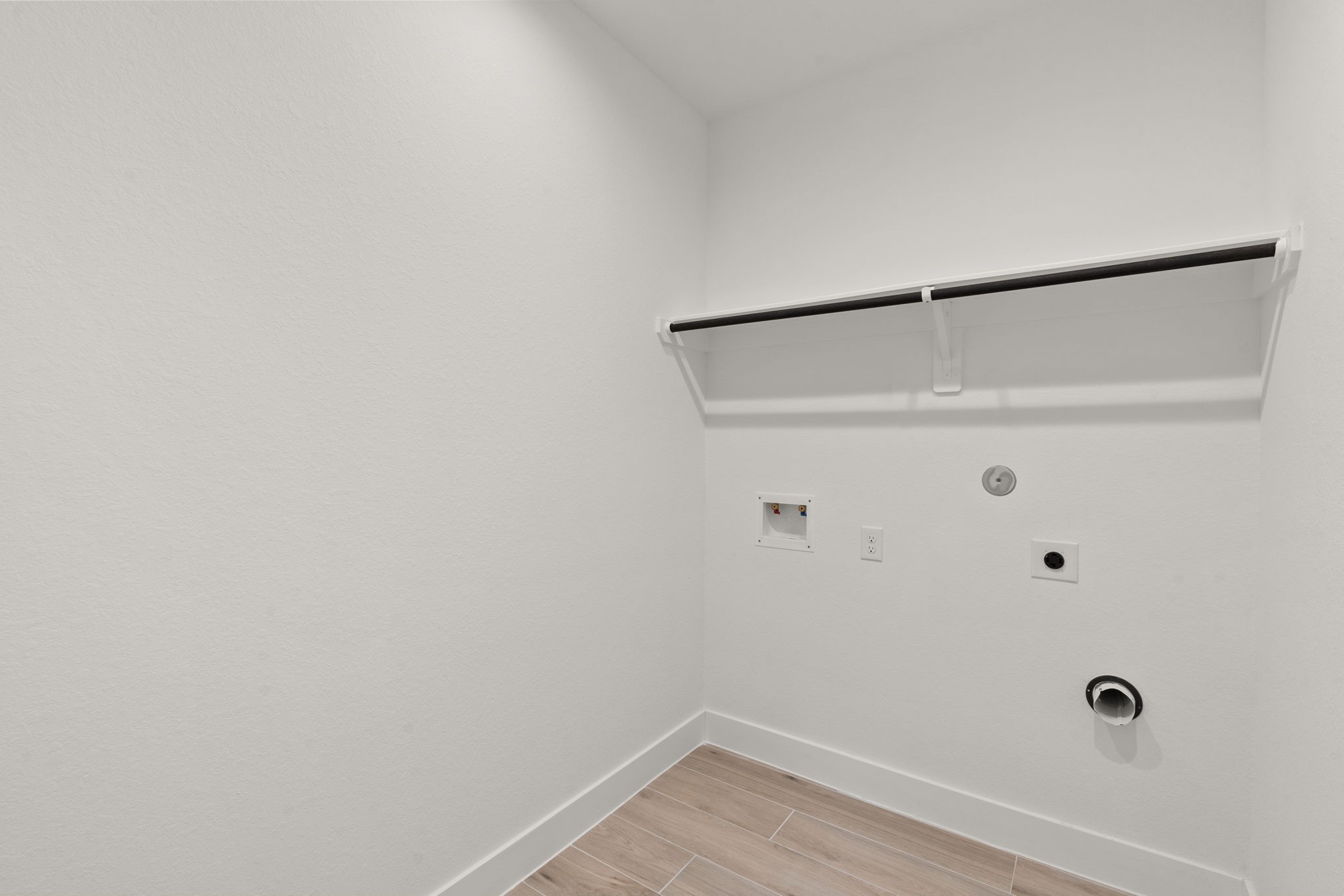 329 Rock Rose Path Willis, TX 77318 - Photo 26 of 36 a view of an empty walk in closet