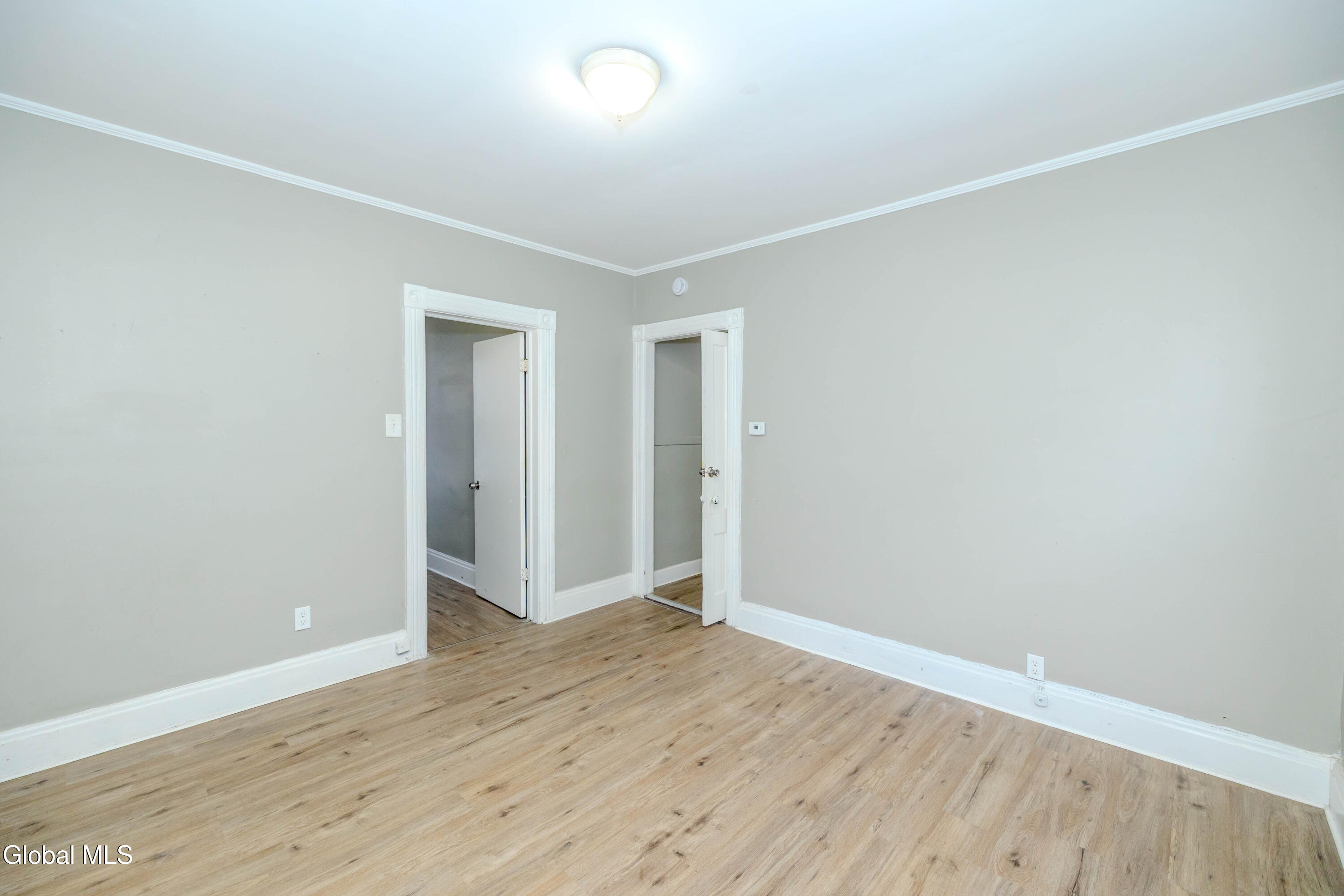 1712 Foster Avenue Schenectady, NY 12308 - Photo 16 of 49 0S4A1181