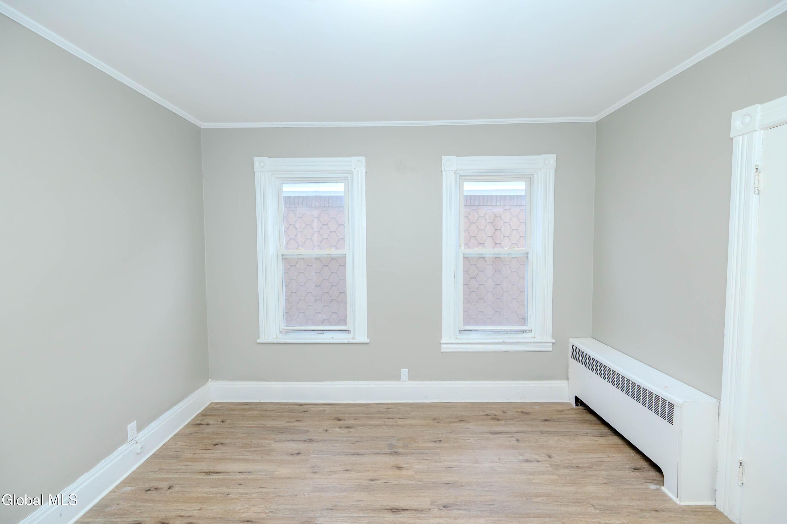 1712 Foster Avenue Schenectady, NY 12308 - Photo 18 of 49 0S4A1183