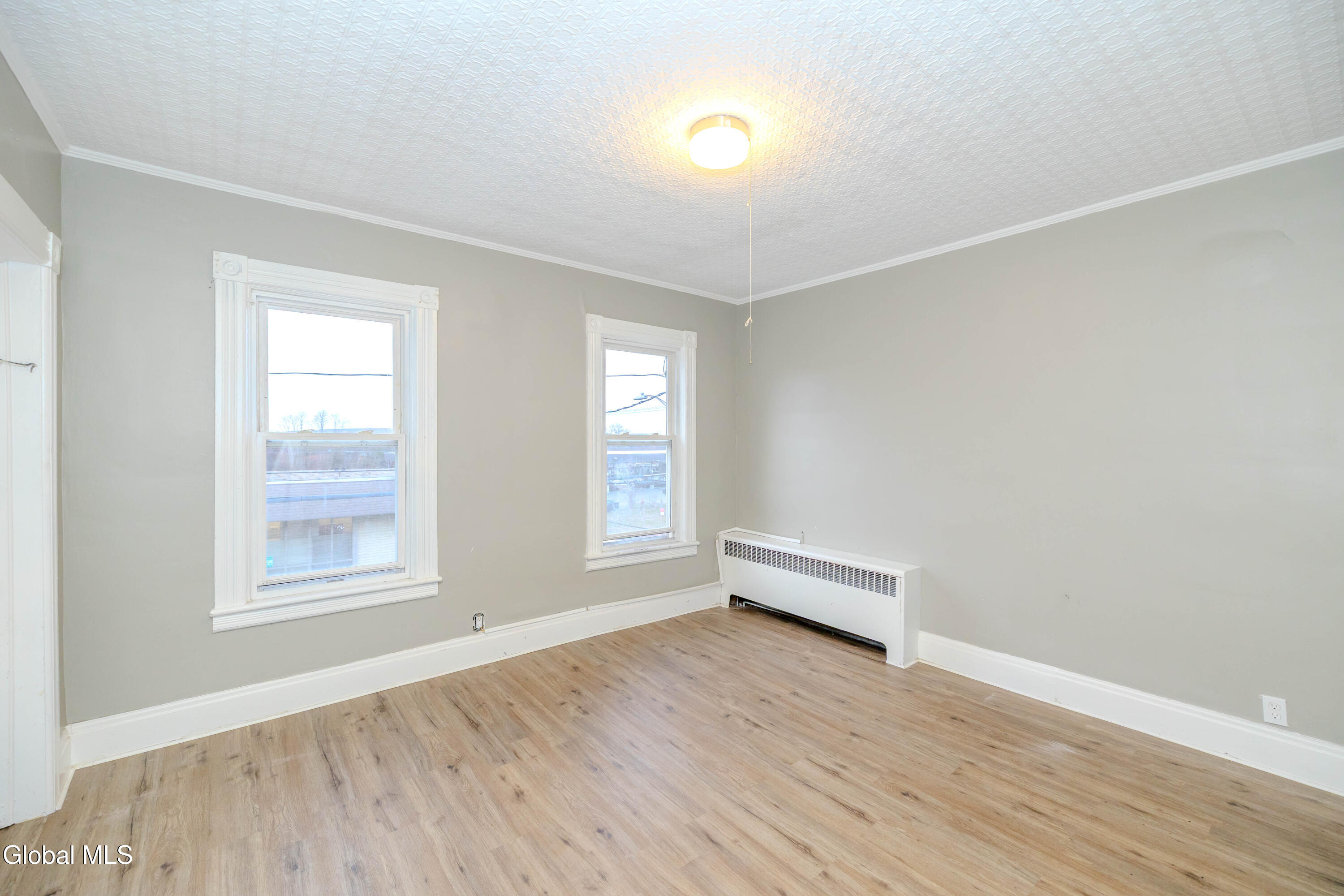 1712 Foster Avenue Schenectady, NY 12308 - Photo 20 of 49 0S4A1185