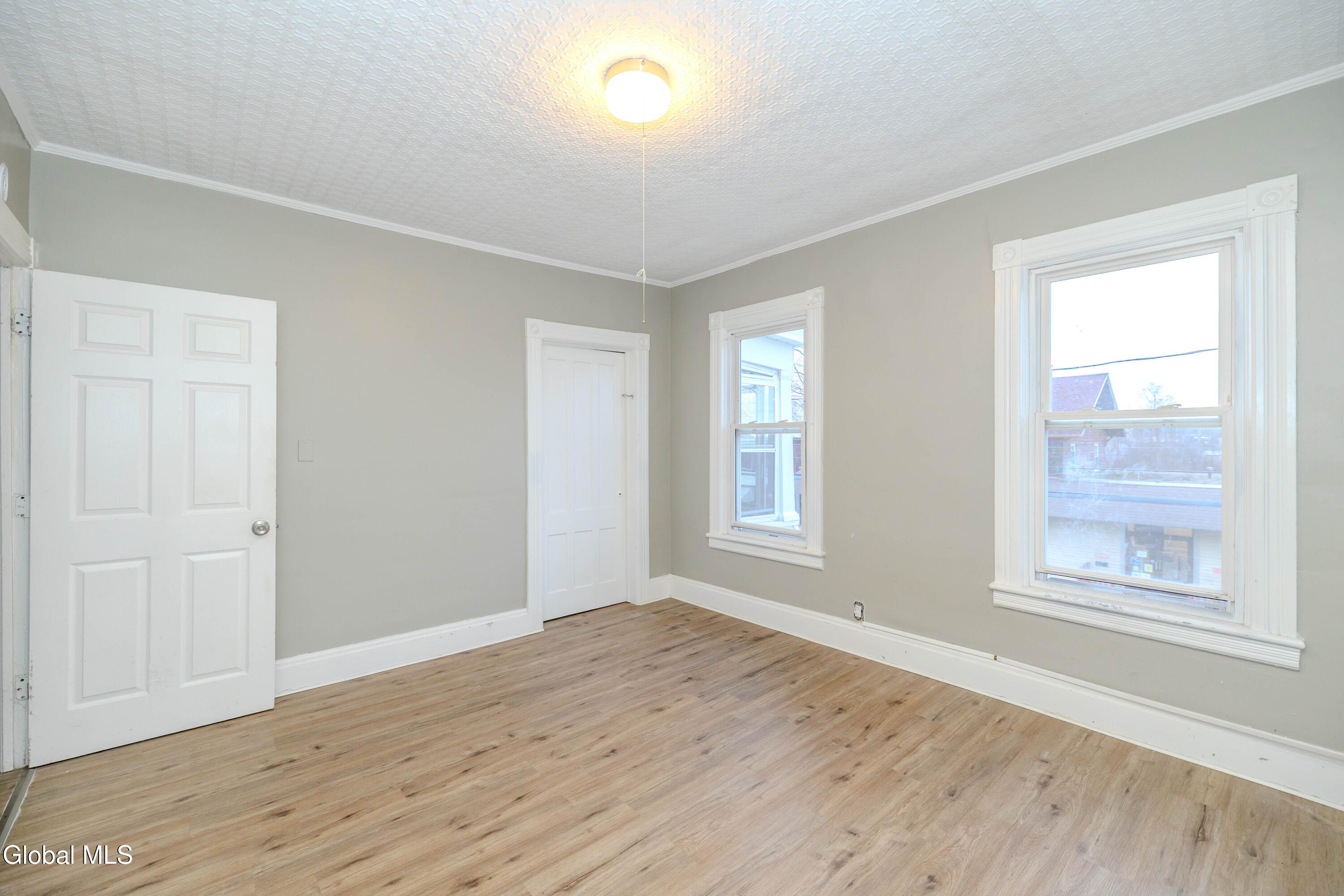 1712 Foster Avenue Schenectady, NY 12308 - Photo 22 of 49 0S4A1187