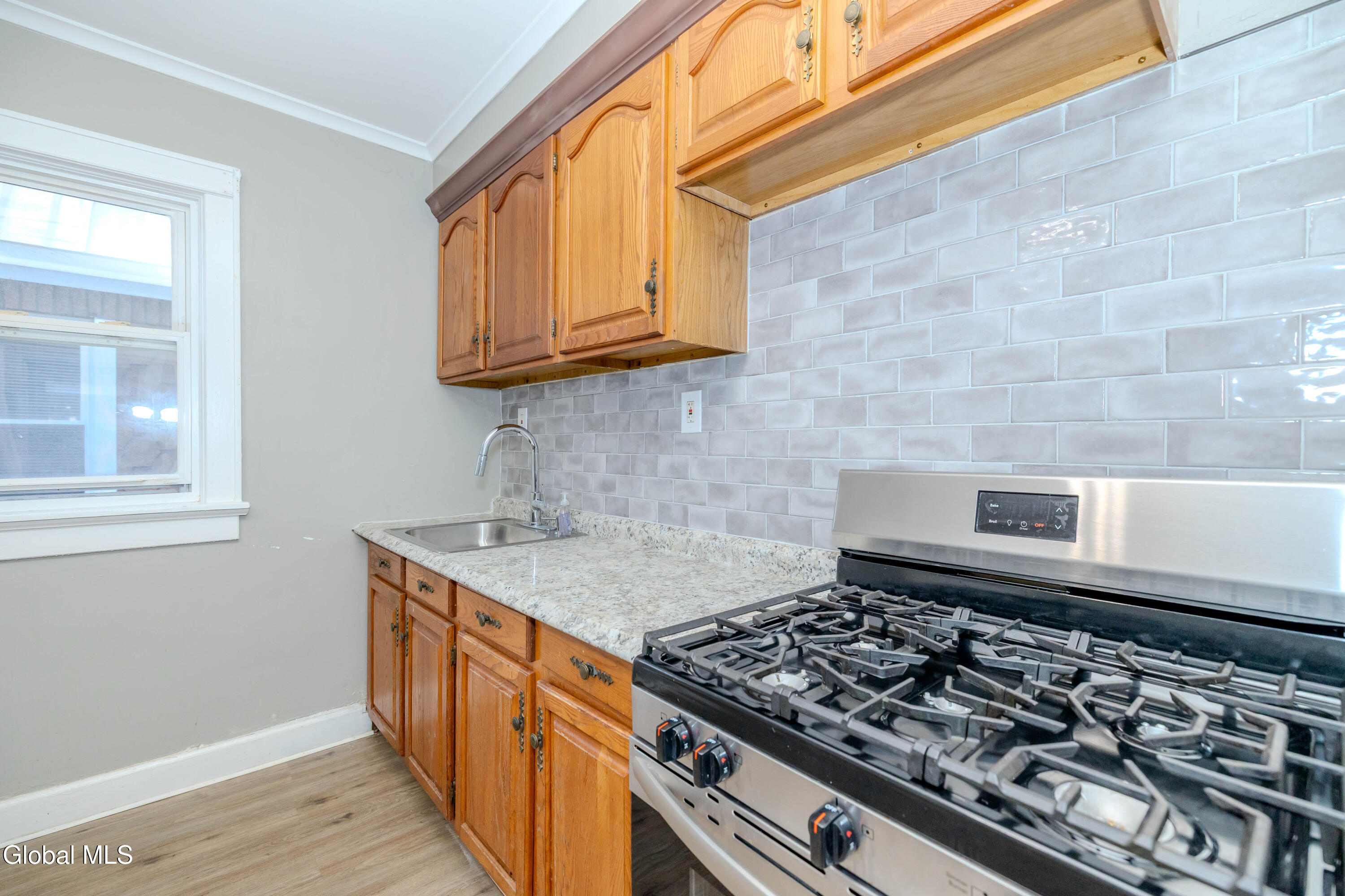 1712 Foster Avenue Schenectady, NY 12308 - Photo 39 of 49 0S4A1211