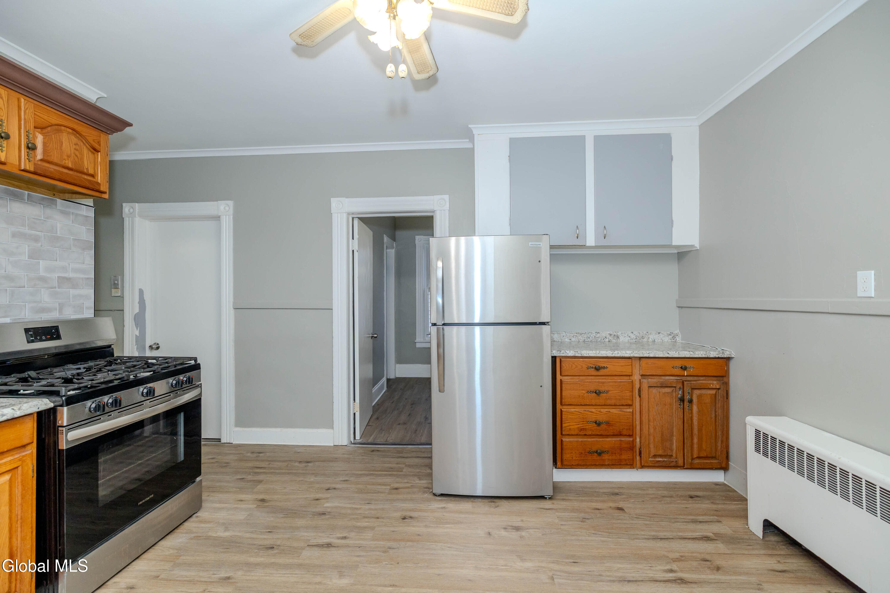 1712 Foster Avenue Schenectady, NY 12308 - Photo 43 of 49 0S4A1215