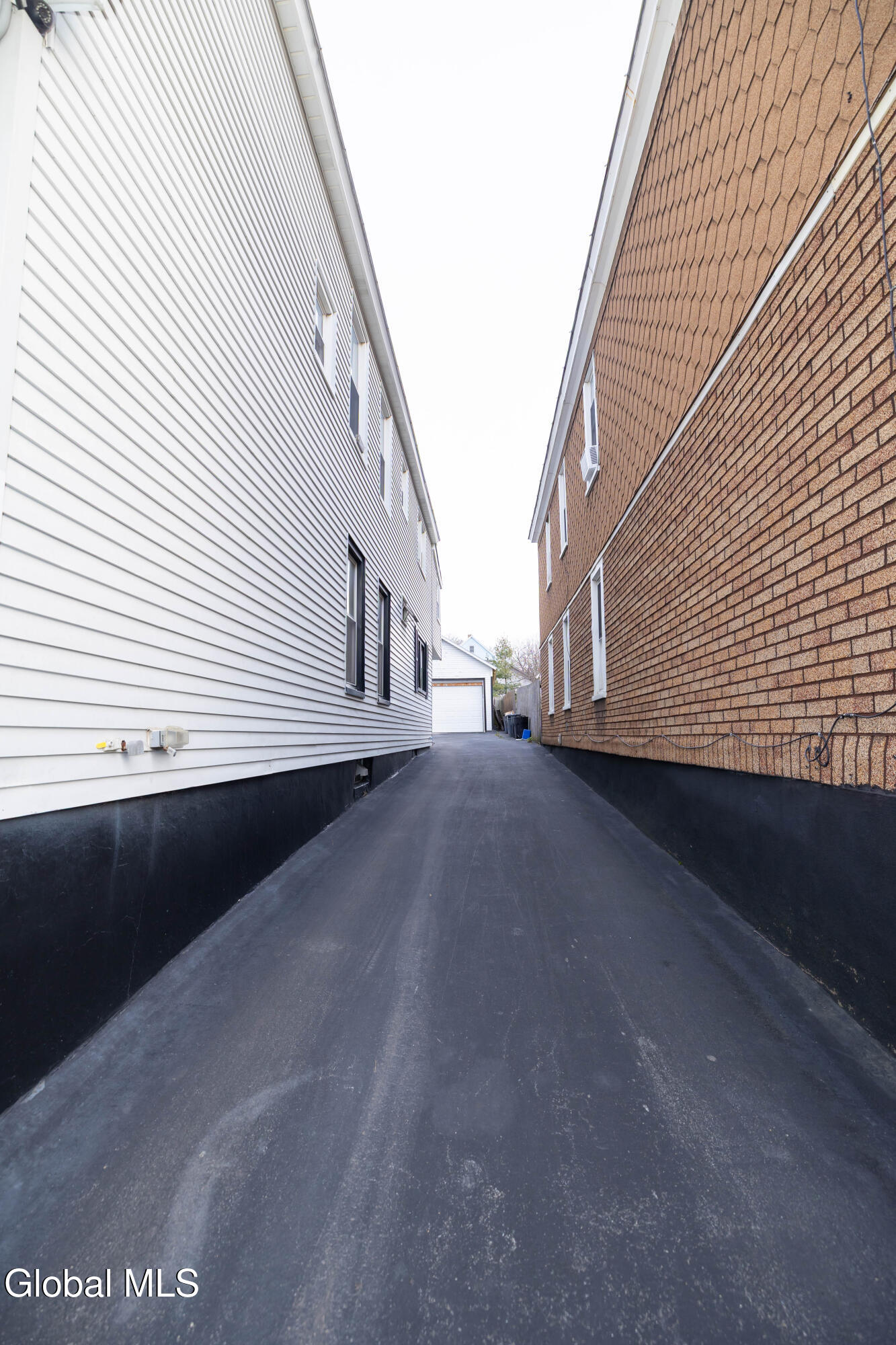 1712 Foster Avenue Schenectady, NY 12308 - Photo 45 of 49 0S4A1106