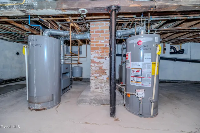 $325,000 | 1712 Foster Avenue, Schenectady, NY 12308