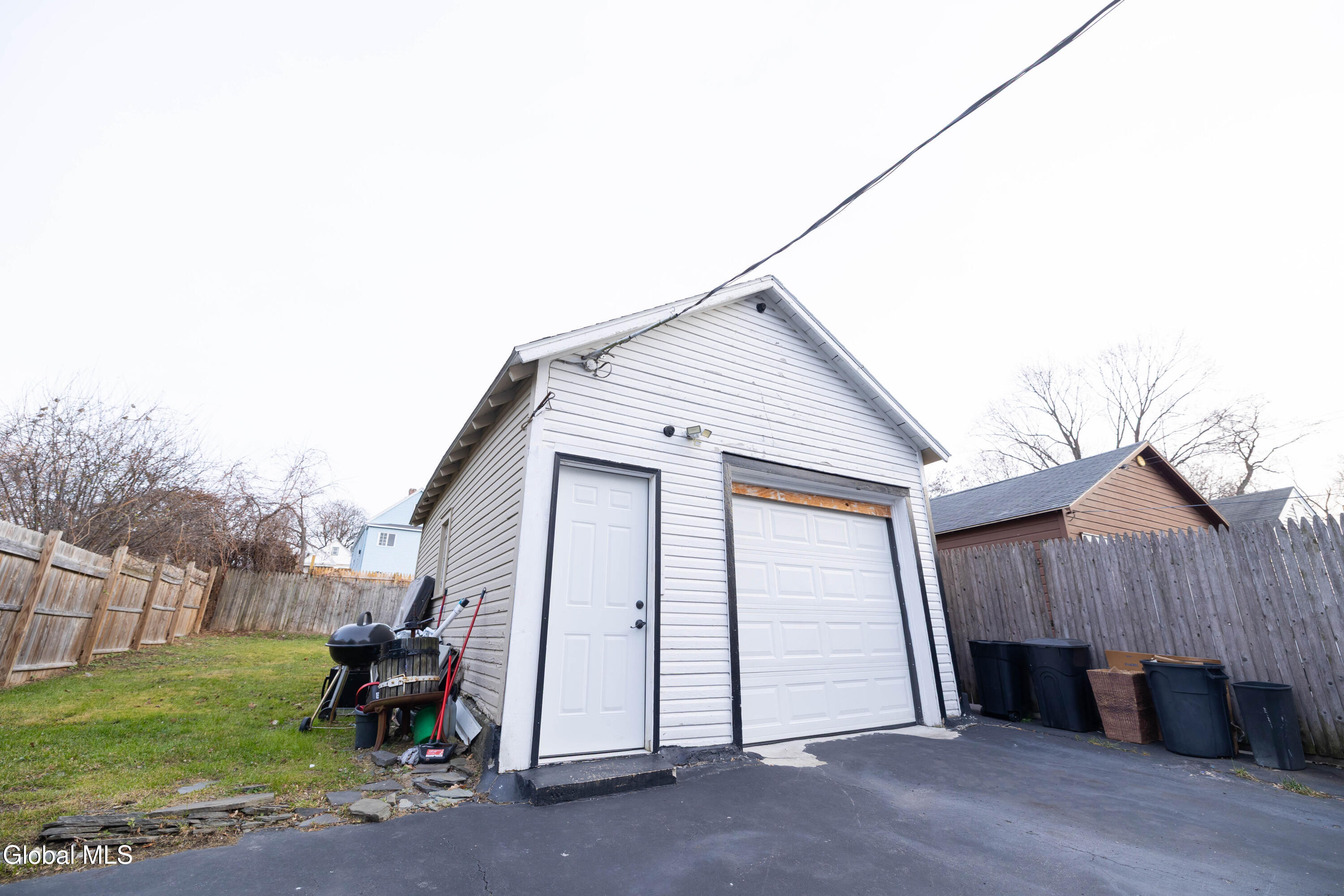 1712 Foster Avenue Schenectady, NY 12308 - Photo 49 of 49 0S4A1110