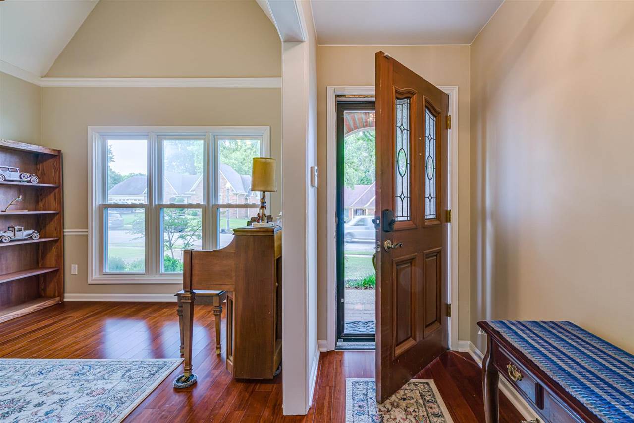 8484 Dulwich Road Memphis, TN 38016 - Photo 2 of 25 Gallery Image 2