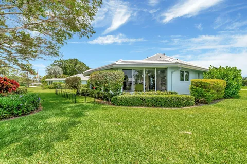 $599,000 | 5 Slash Pine Villas, Boynton Beach, FL 33436