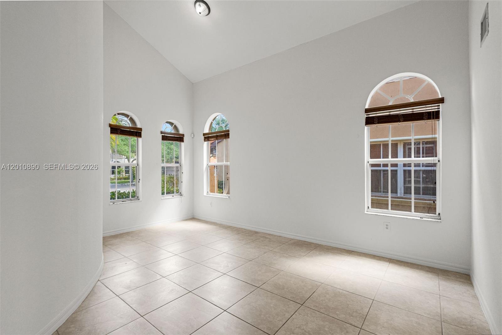 2720 Southwest 156th Place Miami, FL 33185 - Photo 16 of 83