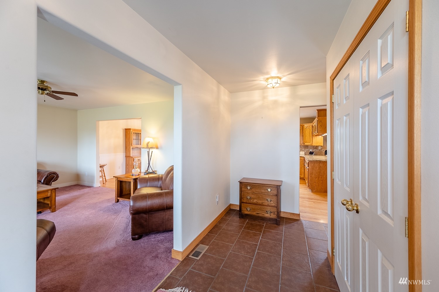 3335 Wild Goose Road Northeast Moses Lake, WA 98837 - Photo 4 of 40 Gallery Image 4