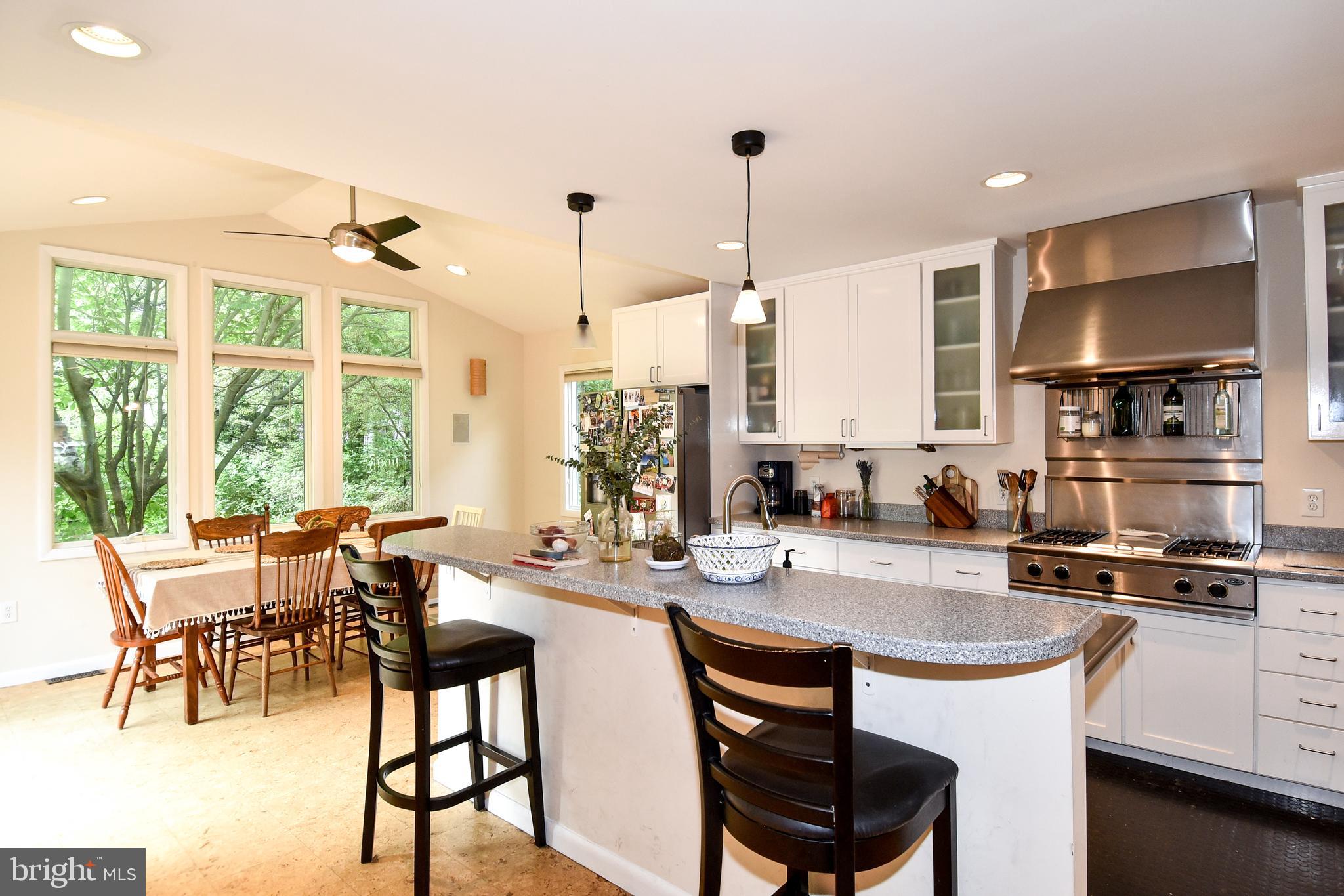 6246 22nd Road North Arlington, VA 22205 - Photo 4 of 38