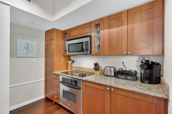 $3,000 | 415 Northwest Flagler Avenue, Unit 403, Stuart, FL 34994