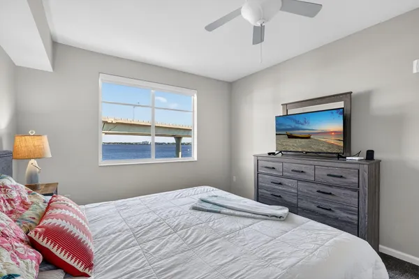 $3,000 | 415 Northwest Flagler Avenue, Unit 403, Stuart, FL 34994