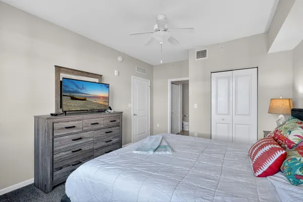 $3,000 | 415 Northwest Flagler Avenue, Unit 403, Stuart, FL 34994