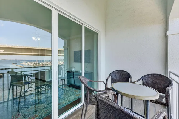 $3,000 | 415 Northwest Flagler Avenue, Unit 403, Stuart, FL 34994