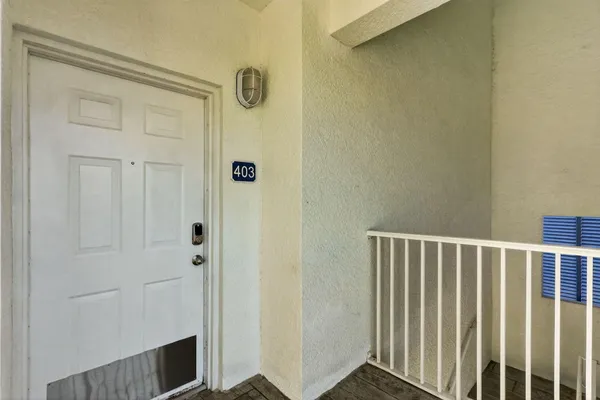 $3,000 | 415 Northwest Flagler Avenue, Unit 403, Stuart, FL 34994