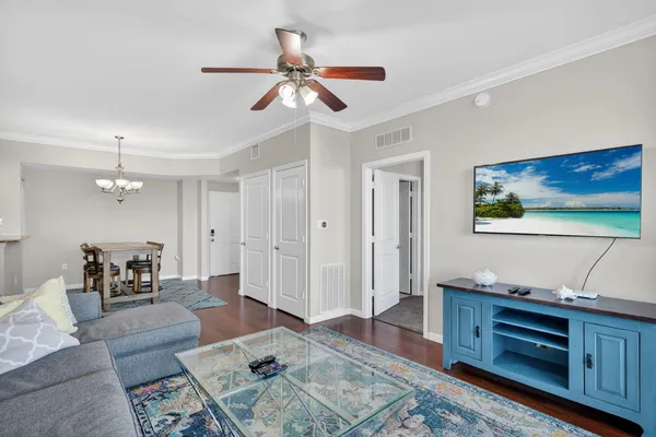 $3,000 | 415 Northwest Flagler Avenue, Unit 403, Stuart, FL 34994