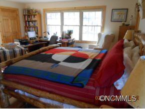 220 Peepeye Cove Road Leicester, NC 28748 - Photo 12 of 24 Gallery Image 12