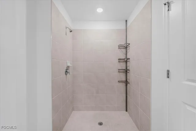 $2,000 | 2224 Northwest 23rd Terrace, Cape Coral, FL 33993