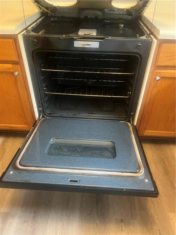 4170 Jewel Terrace Conley, GA 30288 - Photo 12 of 28 a close view of oven